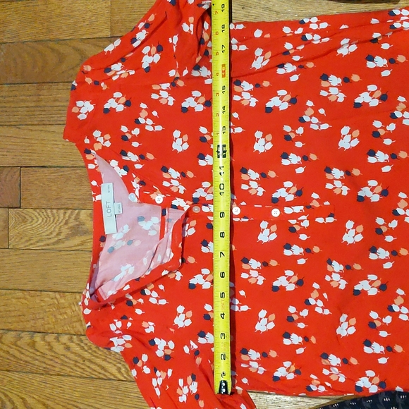 Loft, red and blue shirt, M petite - Picture 4 of 7